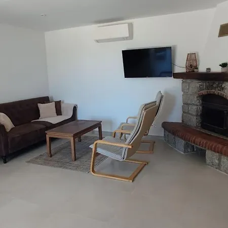 Rez De Villa, Et Sa Terrasse A