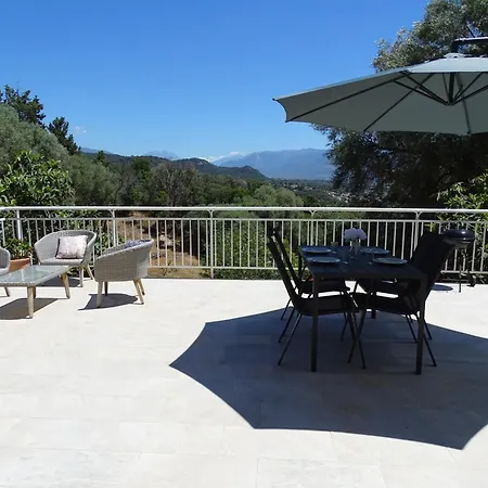 Rez De Villa, Et Sa Terrasse A Ajaccio (Corsica)