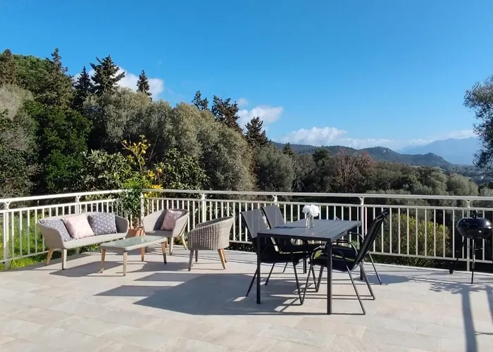 Apartment Rez De Villa, Et Sa Terrasse A Ajaccio (Corsica)