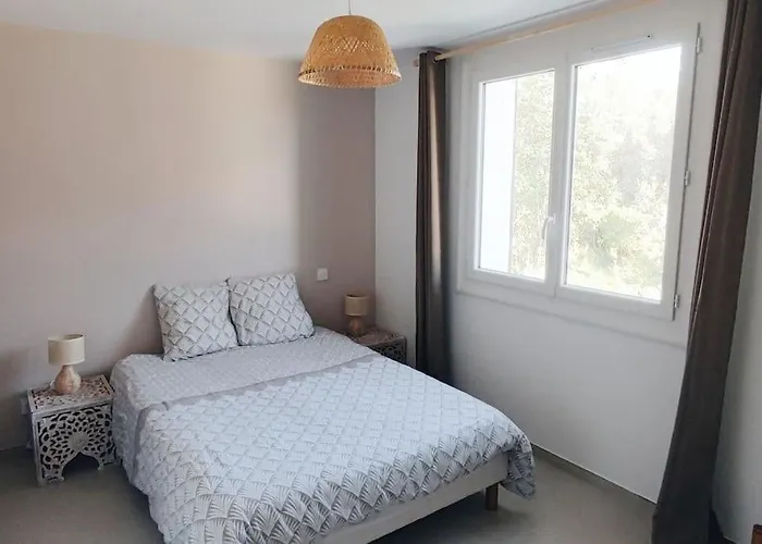 Rez De Villa, Et Sa Terrasse A Ajaccio (Corsica)